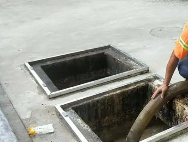 贵南化粪池清理