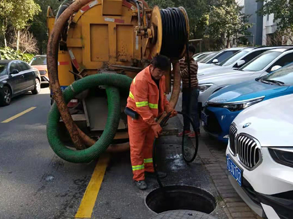 贵南排污管道清淤